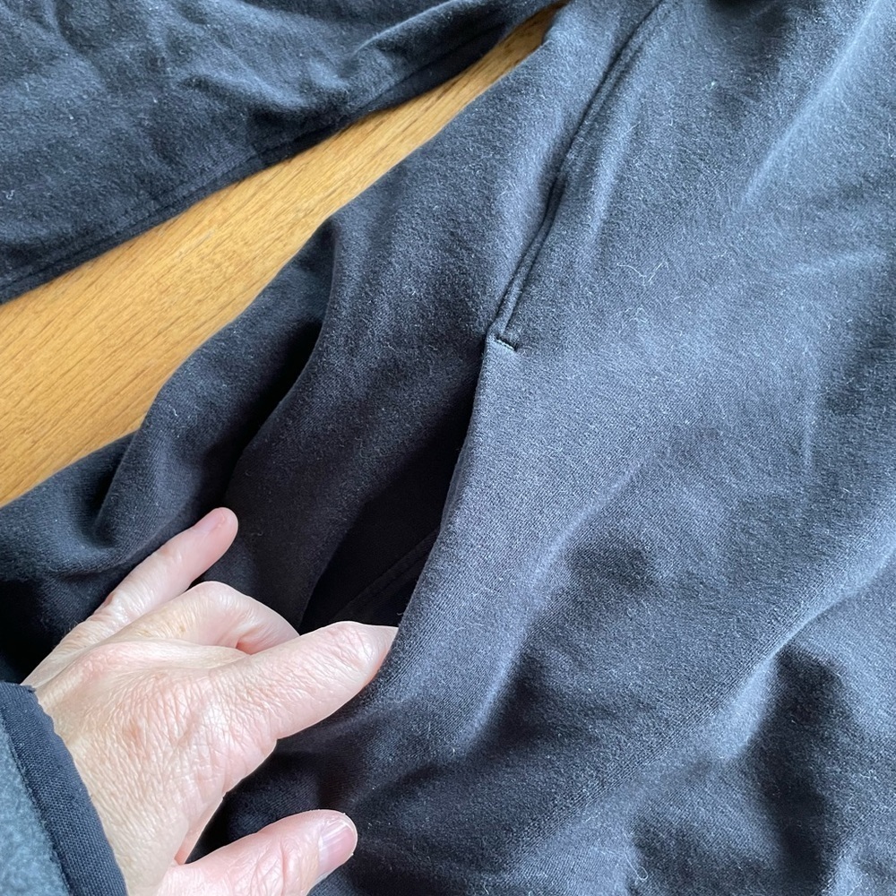 Lululemon stress less pullover - Picture 8 of 12